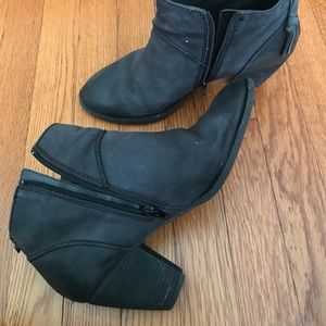 Tesori Black Ankle Boots